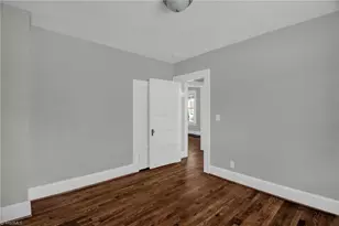 205 W Hunter St, Madison, NC 27025 - Photo 19