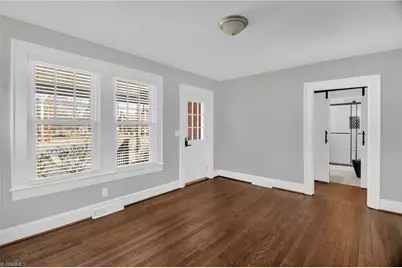 205 W Hunter Street, Madison, NC 27025 - Photo 3