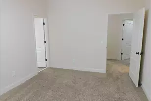 4517 Gunnersbury Ln, High Point, NC 27265 - Photo 23