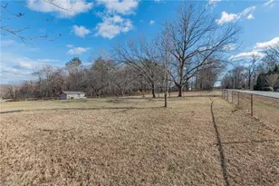 7210 Vance Rd, Kernersville, NC 27284 - Photo 7