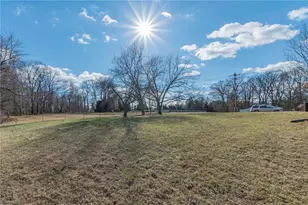 7210 Vance Rd, Kernersville, NC 27284 - Photo 5