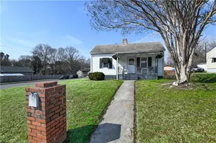 2301 Maple St, Greensboro, NC 27405 - Photo 1