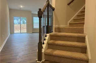 1692 Hallview Ct, Kernersville, NC 27284 - Photo 3