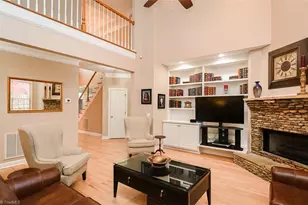 305 Sawgrass Ct, Mebane, NC 27302 - Photo 9