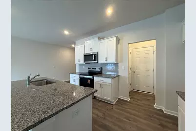 1475 Amberview Lane, Kernersville, NC 27284 - Photo 9