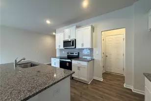 1475 Amberview Ln, Kernersville, NC 27284 - Photo 9