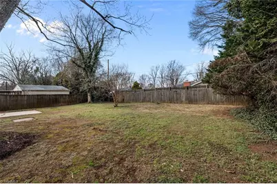 2518 Timber Lane, Greensboro, NC 27408 - Photo 27