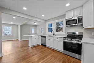 2518 Timber Ln, Greensboro, NC 27408 - Photo 9