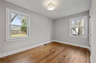 2518 Timber Ln, Greensboro, NC 27408 - Photo 19