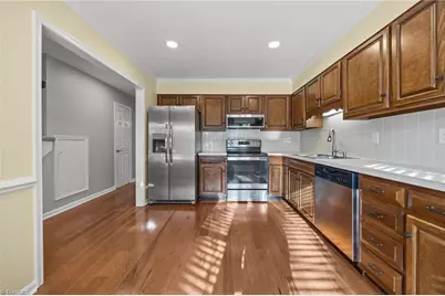 1103 Summer Place, Greensboro, NC 27410 - Photo 11