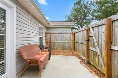 305 Glen Gate Circle, Kernersville, NC 27284 - Photo 15