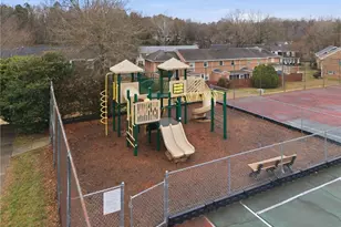 3949 Valley Ct, Winston-Salem, NC 27106 - Photo 37