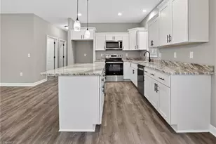 918 Freedom Trail, Asheboro, NC 27205 - Photo 9