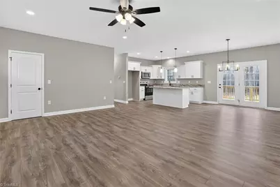 918 Freedom Trail, Asheboro, NC 27205 - Photo 5