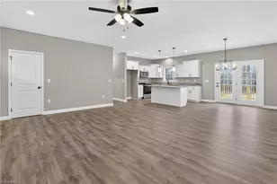 918 Freedom Trail, Asheboro, NC 27205 - Photo 5