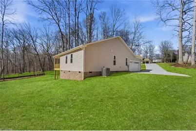 8901 Westing Court, Rural Hall, NC 27045 - Photo 31