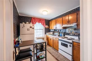 519 Maple St, Mount Airy, NC 27030 - Photo 29