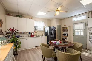 519 Maple St, Mount Airy, NC 27030 - Photo 17