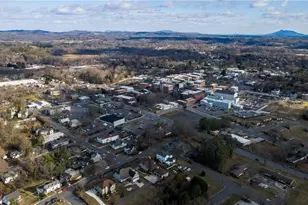 519 Maple St, Mount Airy, NC 27030 - Photo 47