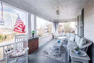 519 Maple St, Mount Airy, NC 27030 - Photo 5