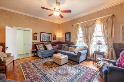 519 Maple Street, Mount Airy, NC 27030 - Photo 9