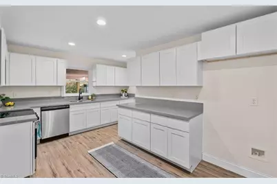 415 Woodsway Drive, Lexington, NC 27292 - Photo 11