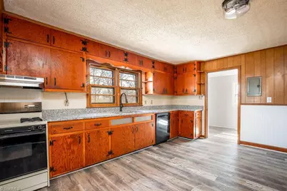 1616 Lucas Avenue, Greensboro, NC 27405 - Photo 5