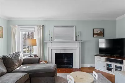 818 Gales Avenue, Winston-Salem, NC 27103 - Photo 9