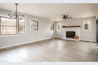 627 Beech Drive, Lexington, NC 27292 - Photo 3