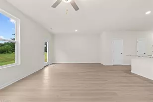 2112 Willow Gln Dr, Graham, NC 27253 - Photo 11