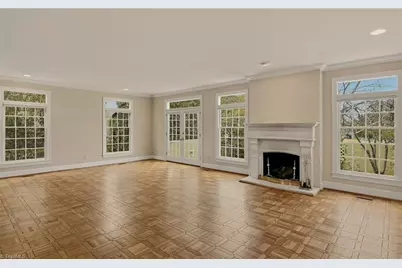 15 Graylyn Place Lane, Winston-Salem, NC 27106 - Photo 7