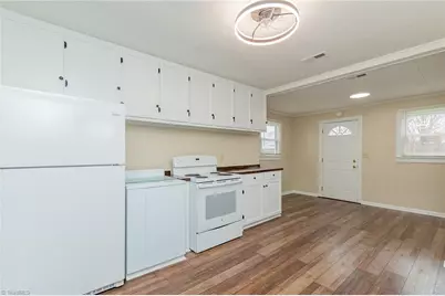 138 Elizabeth Street, Lexington, NC 27295 - Photo 9