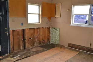 2645 Huffine Mill Rd, McLeansville, NC 27301 - Photo 5