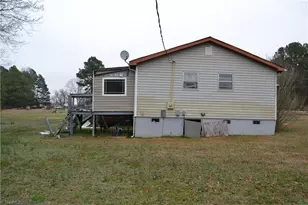 2645 Huffine Mill Rd, McLeansville, NC 27301 - Photo 3