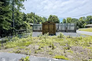 1515 Fancy Gap Rd, Mount Airy, NC 27030 - Photo 5