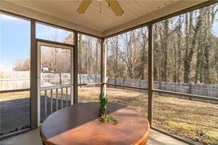 4215 Field Crossing Dr, Winston-Salem, NC 27107 - Photo 33