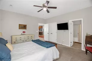 4215 Field Crossing Dr, Winston-Salem, NC 27107 - Photo 19