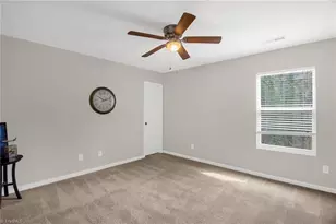 4215 Field Crossing Dr, Winston-Salem, NC 27107 - Photo 29