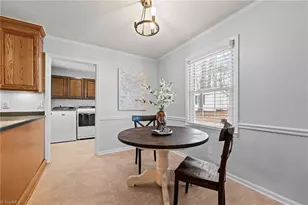 405 Miltwood Dr, Greensboro, NC 27455 - Photo 15