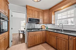 405 Miltwood Dr, Greensboro, NC 27455 - Photo 13