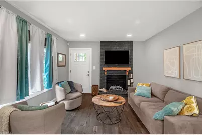 702 E Farriss Avenue, High Point, NC 27262 - Photo 9