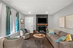 702 E Farriss Ave, High Point, NC 27262 - Photo 9