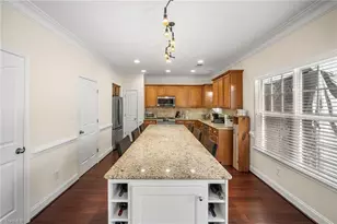 3477 Lilliefield Ln, High Point, NC 27265 - Photo 17