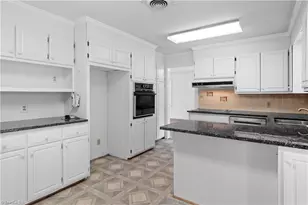 3116 Burkeshore Rd, Winston-Salem, NC 27106 - Photo 13