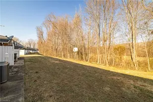 506 Carolyn Ct, Eden, NC 27288 - Photo 31