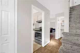 506 Carolyn Ct, Eden, NC 27288 - Photo 5