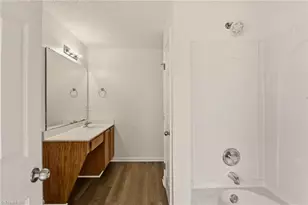 1828 Chatfield Dr, High Point, NC 27260 - Photo 25