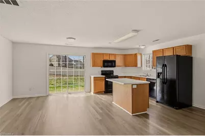 1828 Chatfield Drive, High Point, NC 27260 - Photo 5