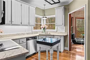 1708 Ambleside Ct, Greensboro, NC 27407 - Photo 9