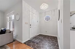 102 Twisted Ct, Hillsborough, NC 27278 - Photo 5